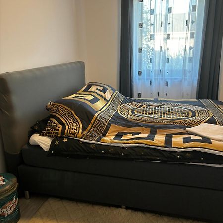 5 Izbovy Samostatny Stojaci Rodinny Dom S Podkrovim A Velkou Zahradou So Sezonnym Bazenom, Celorocnou Saunou A Virivkou-Momentalne Pokazena- Od Augusta Bude Nova Na Dovolenku A Oddych Topolniky Esterno foto